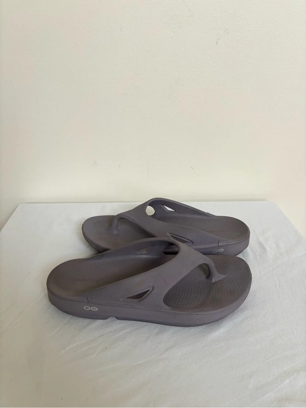 OOFOS OOriginal Recovery Sandals Slate Sz 10 Mens/ 12 Womens